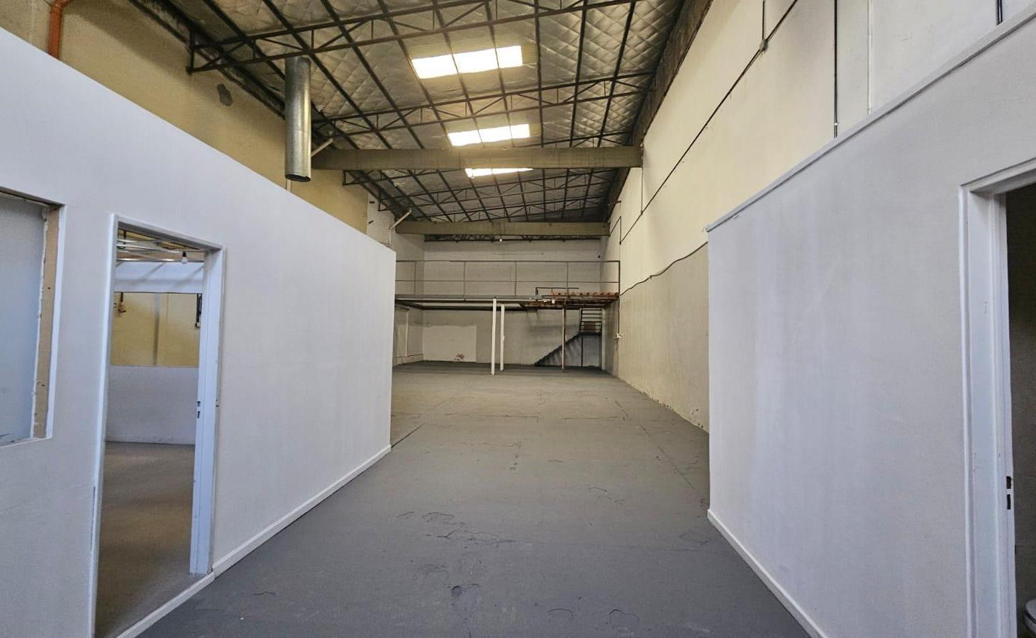 Foto de Alquiler Galpón de 300 m2 en Villa Devoto, imagen 4