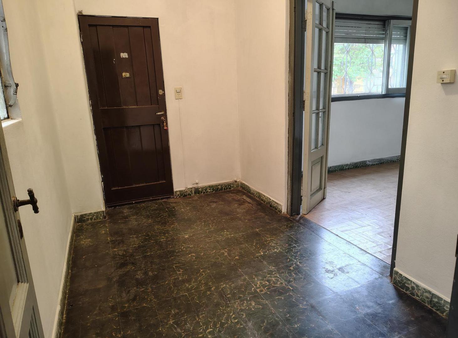 Alquiler PH 3 ambientes en Caseros