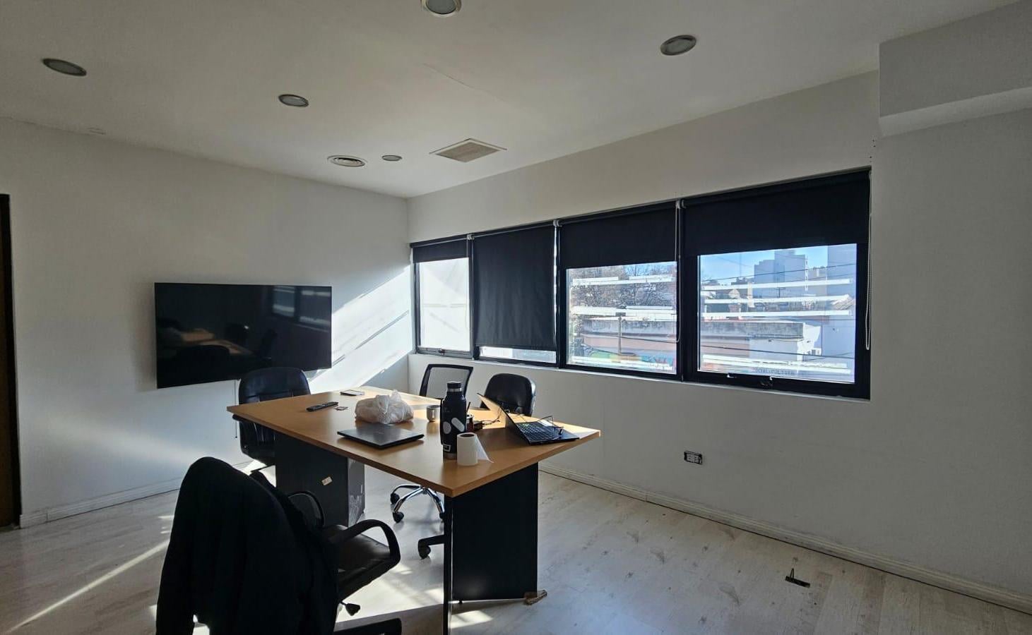 Foto de Alquiler Oficina de 200 m2 en Moron, imagen 5