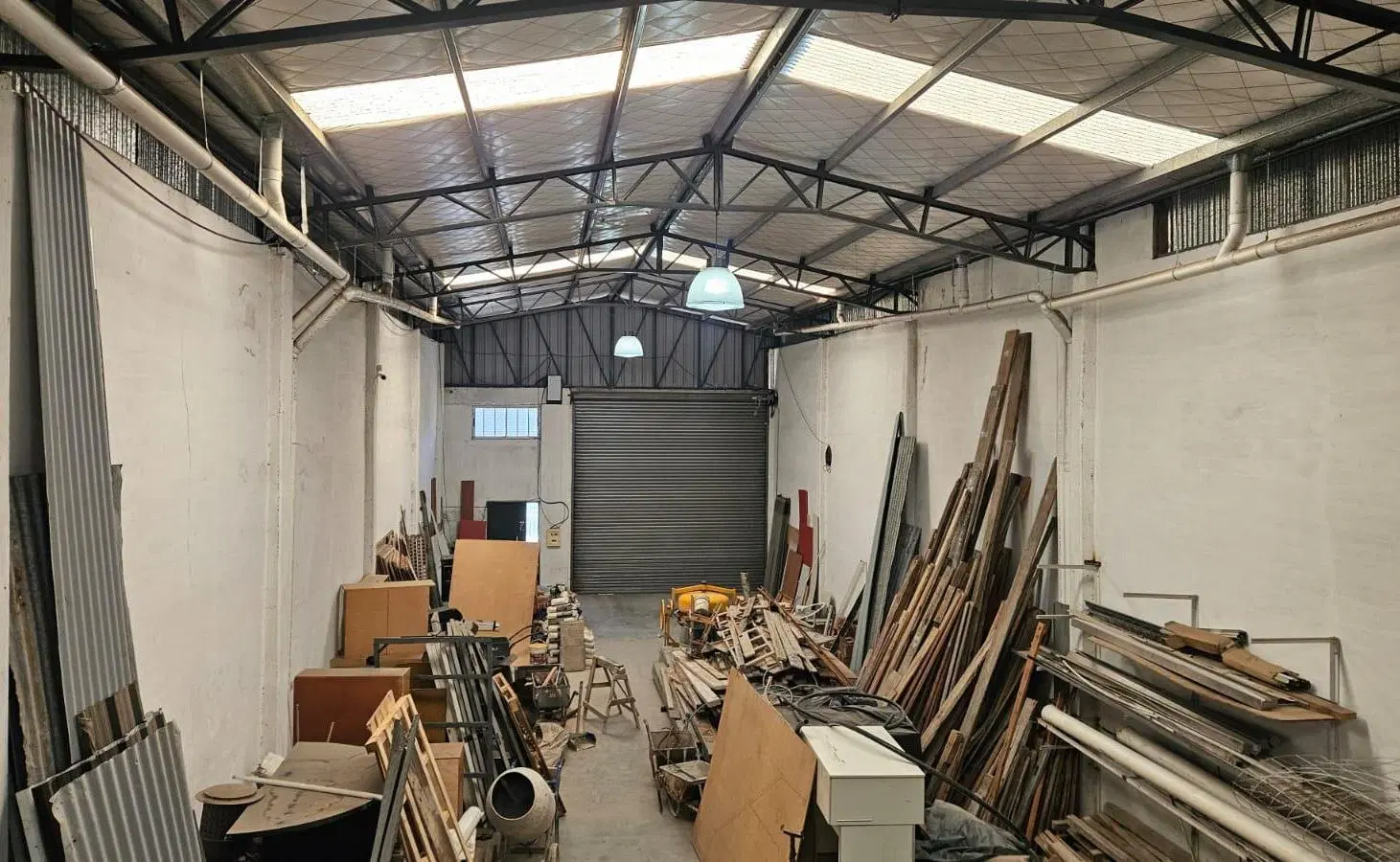 Alquiler Galpón de 383 m2 en Caseros 2