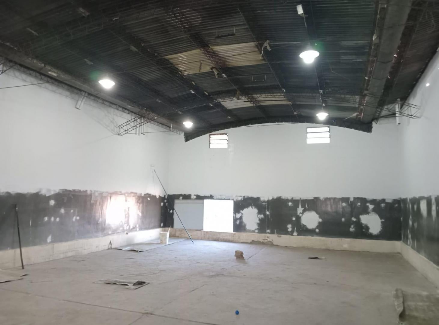 Foto de Alquiler Galpón de 530 m2 cubiertos en Ciudadela, 2 plantas, imagen 5