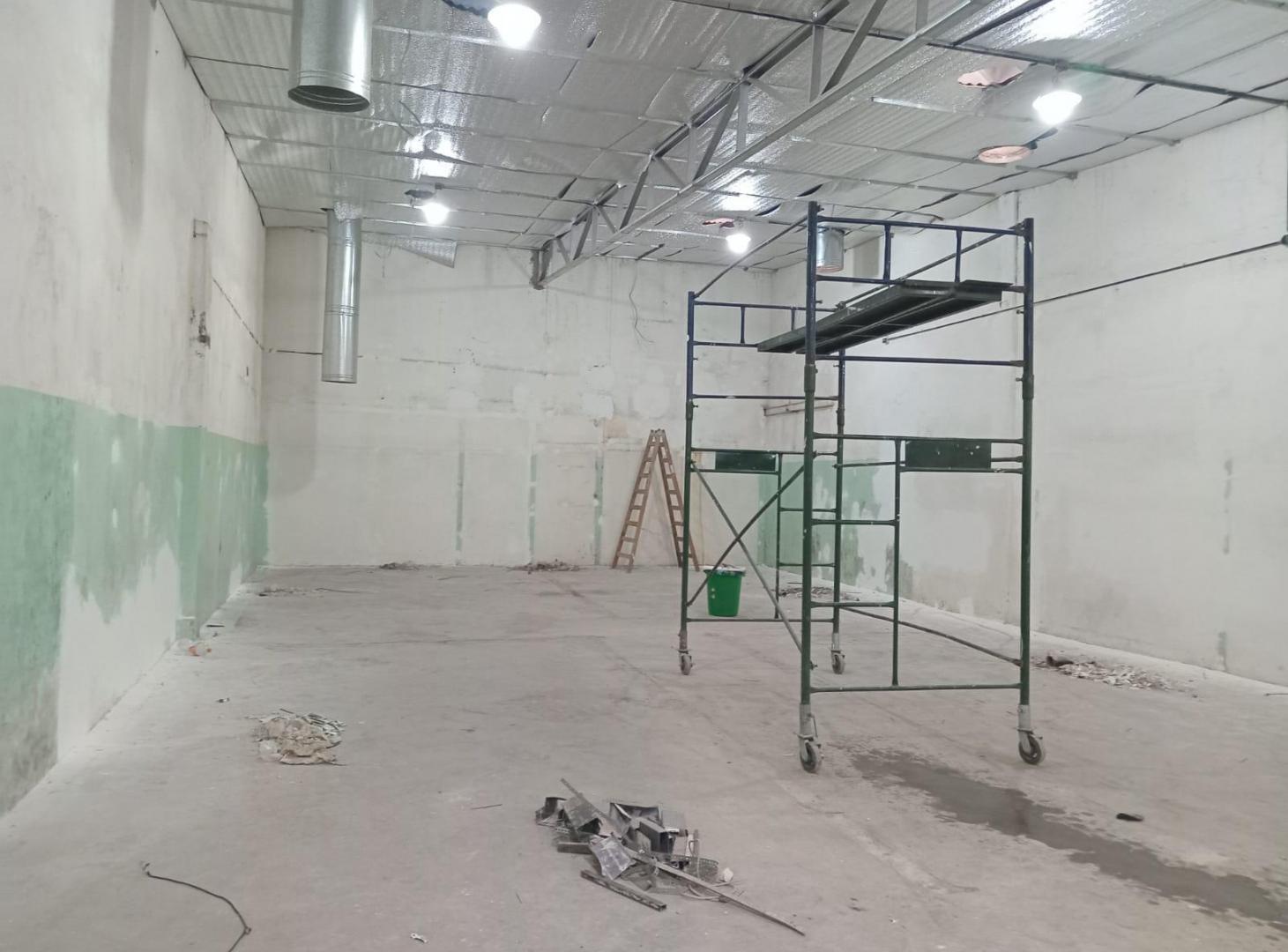 Foto de Alquiler Galpón de 530 m2 cubiertos en Ciudadela, 2 plantas, imagen 1