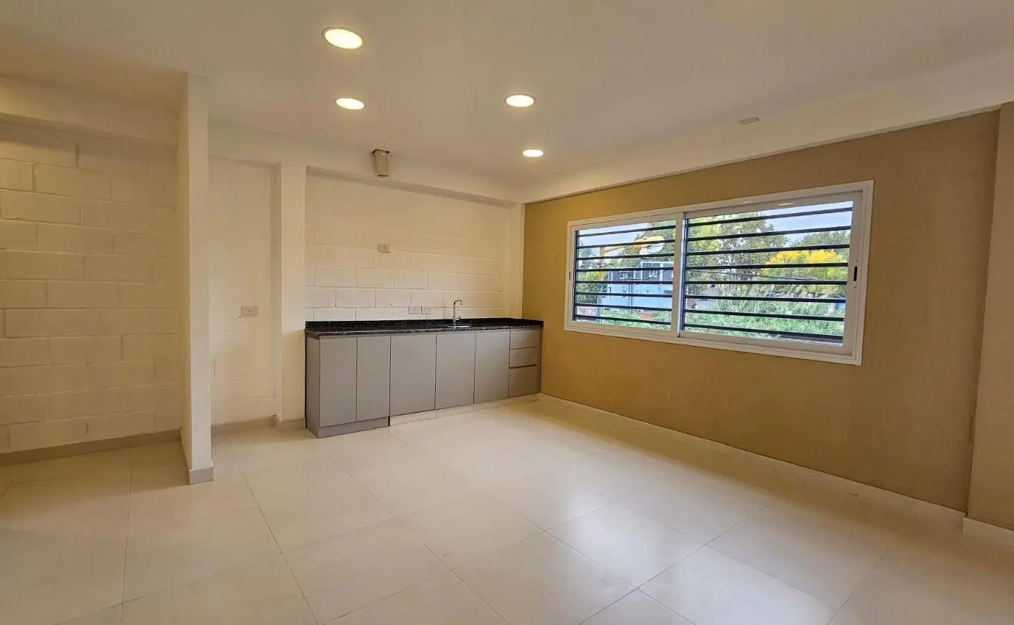 Alquiler Departamento 2 ambientes de 48 m2 en Villa Lynch 2