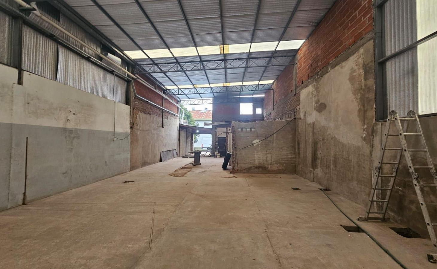 Venta Galpón de 504 m2 en Hurlingham