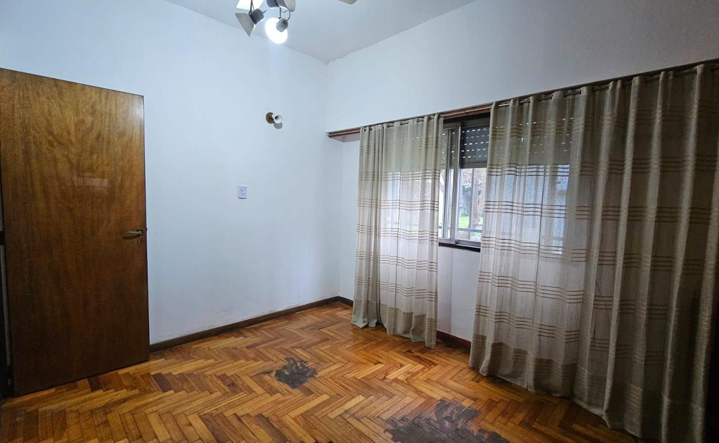 Foto de Alquiler PH 3 ambientes en Martin Coronado, imagen 1