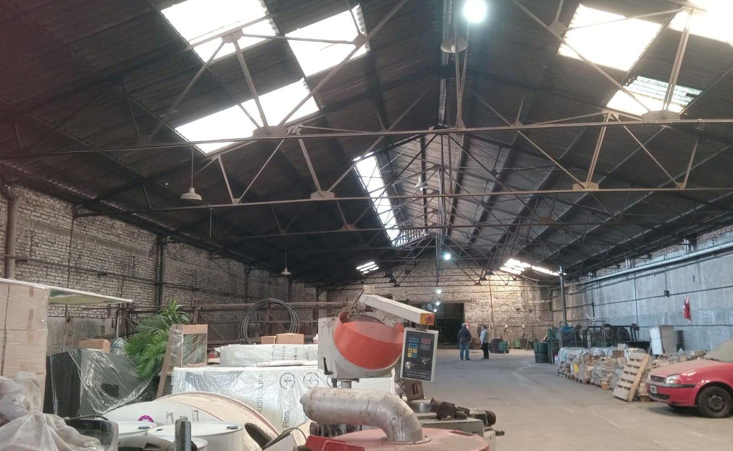 Foto de Alquiler Galpón de 1000 m2 en Caseros, imagen 3