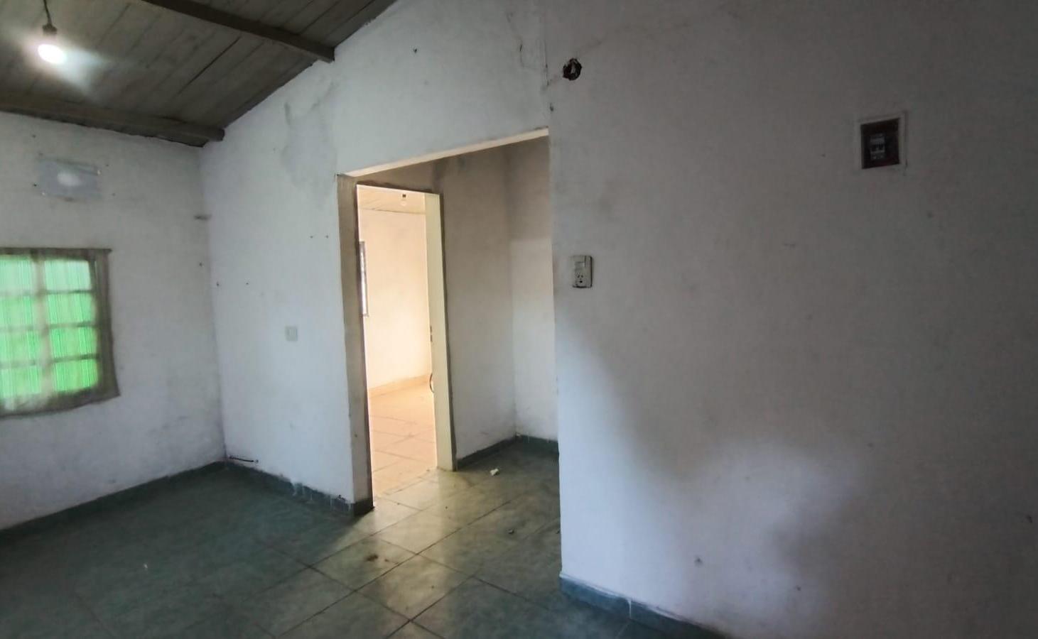 Foto de Alquiler Casa tipo PH de 2 ambientes en Mariano Acosta, imagen 3