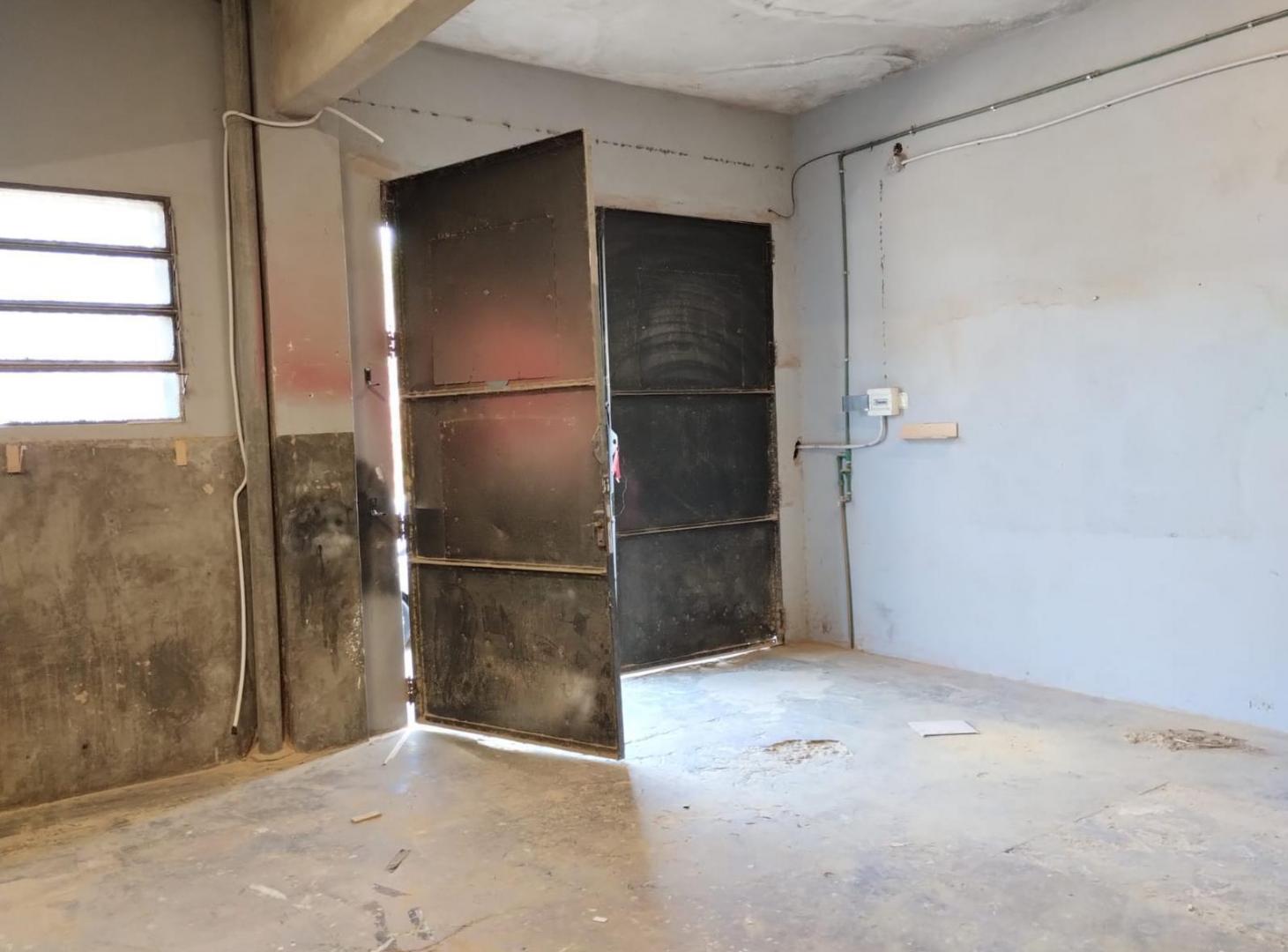 Foto de Alquiler Galpón de 95 m2 en Villa Lynch, imagen 5