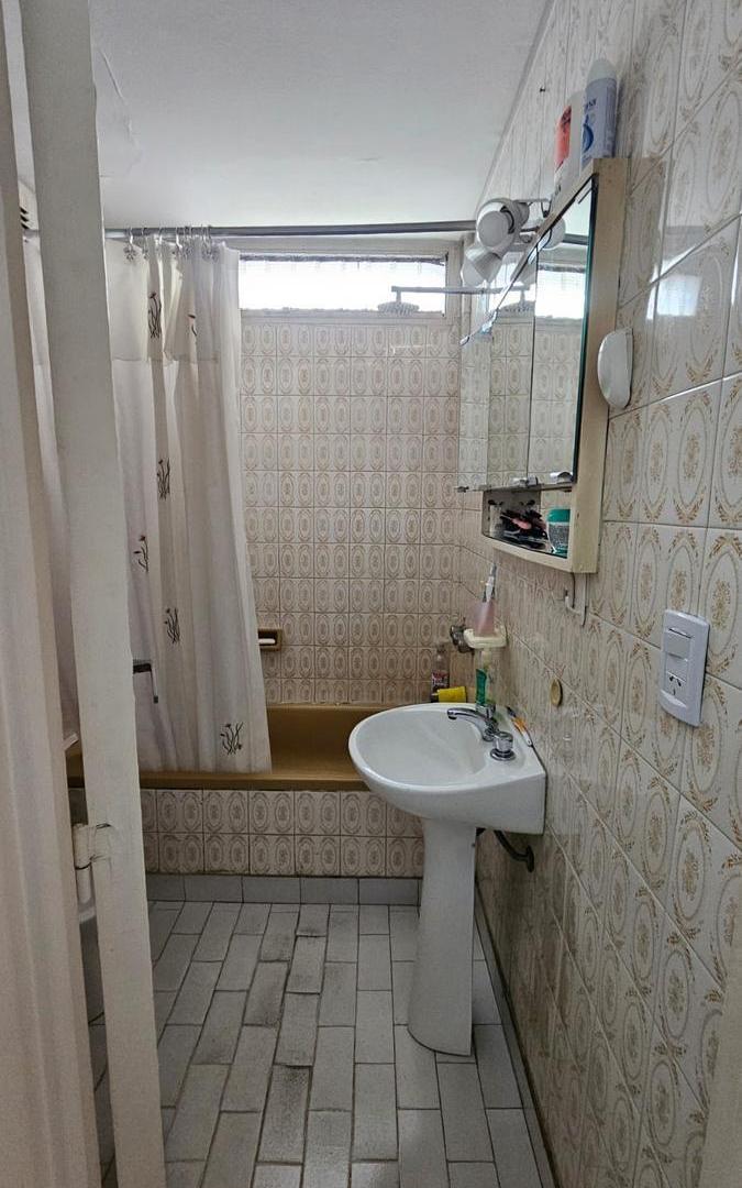 Foto de Venta Departamento 2 ambientes de 42 m2 cubiertos en Morón, imagen 3
