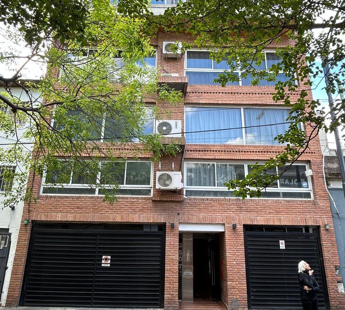 EDIFICIO EN BLOCK