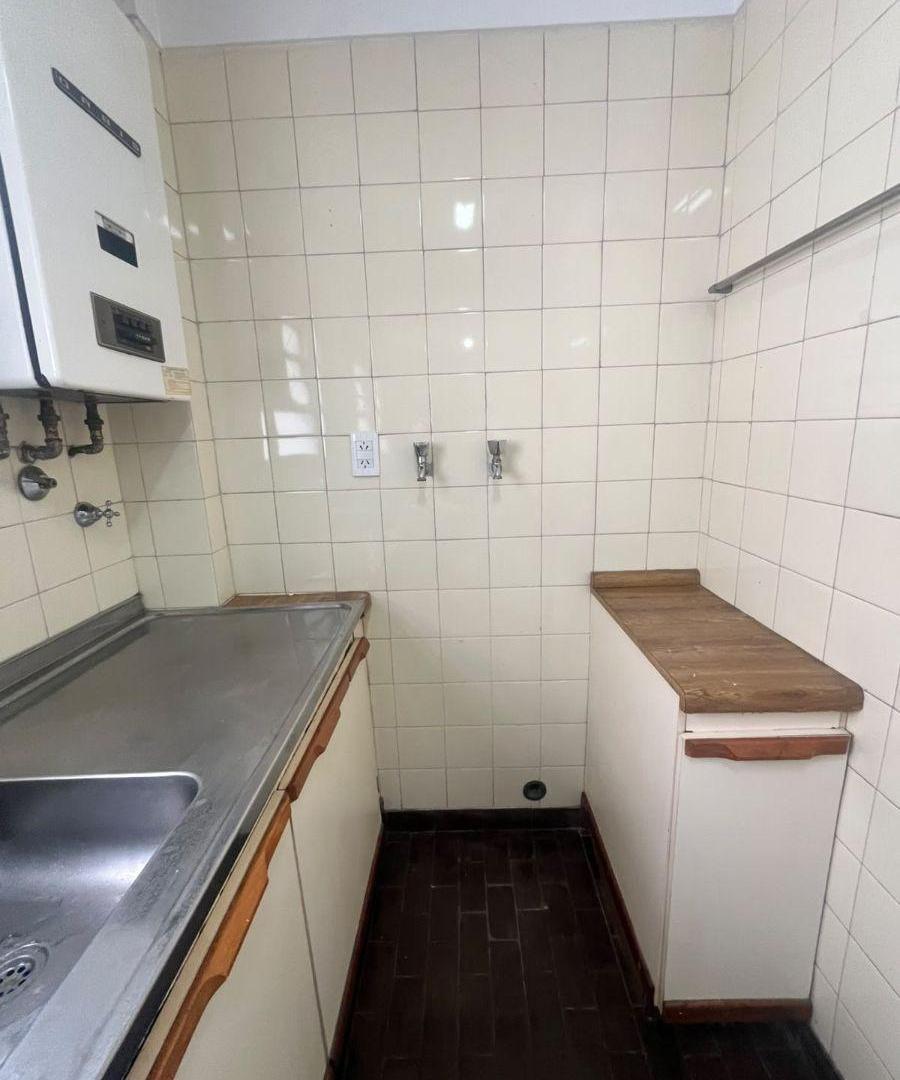 Foto de Departamento de 2 ambientes de 50 m² en alquiler en Belgrano C, imagen 3