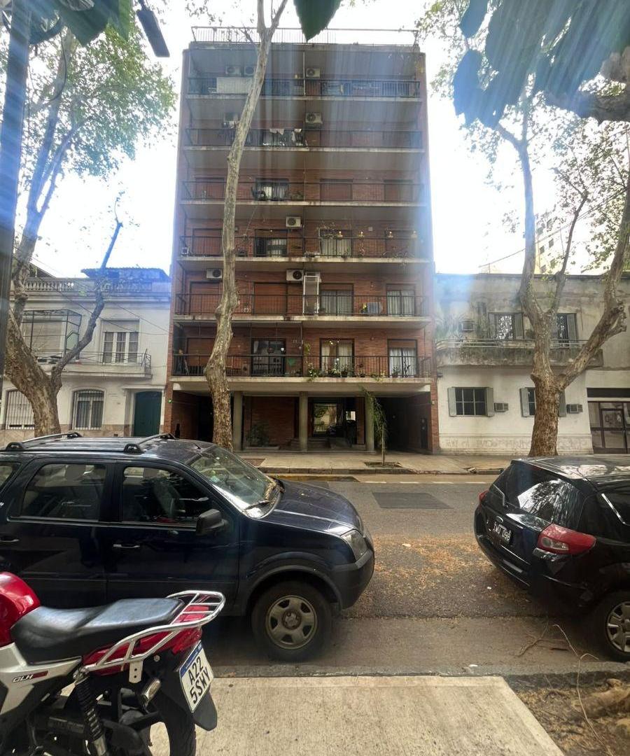 Foto de Departamento de 2 ambientes de 50 m² en alquiler en Belgrano C, imagen 1