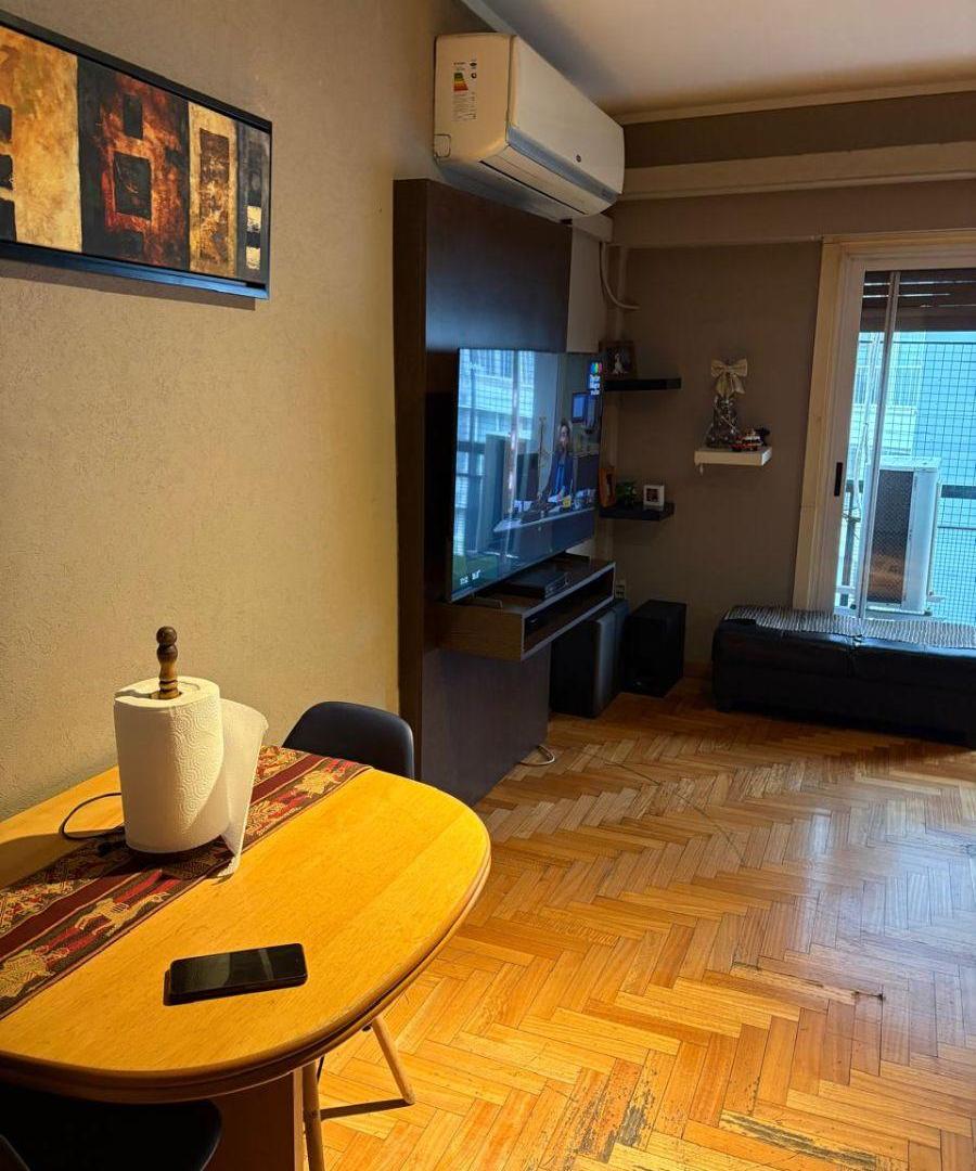 Foto de Departamento de 46 m² con 1 dormitorio en venta en Belgrano, imagen 2