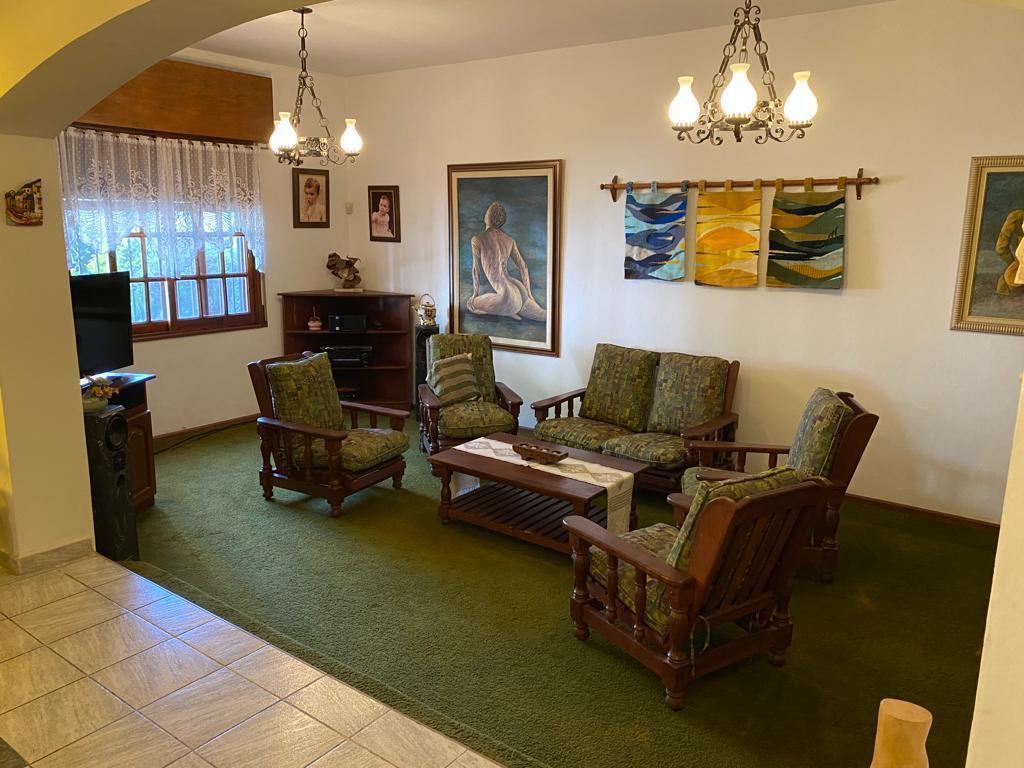 Venta Casa 4 Dorm. con Pileta en Rosario - La Florida 4
