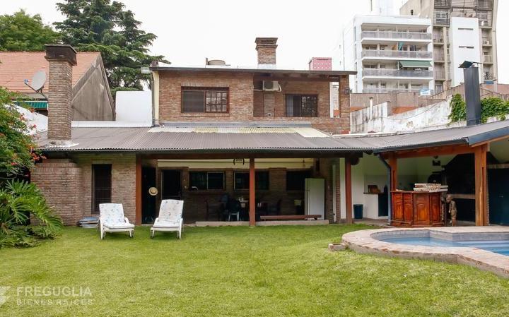 Casa en Venta de 4 Dormitorios Con Pileta En Rosario -  Abasto 3