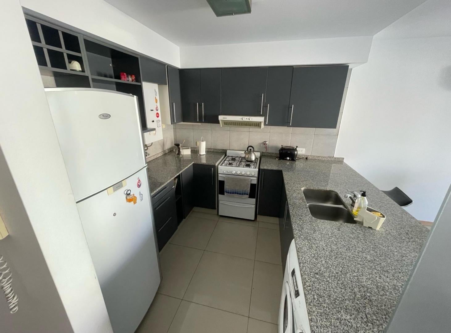 Foto de Departamento en ALQUILER de 1 habitación amoblado en Rosario, imagen 3