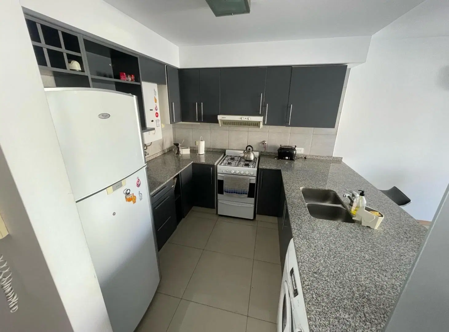 Departamento en ALQUILER de 1 habitación amoblado en Rosario 3