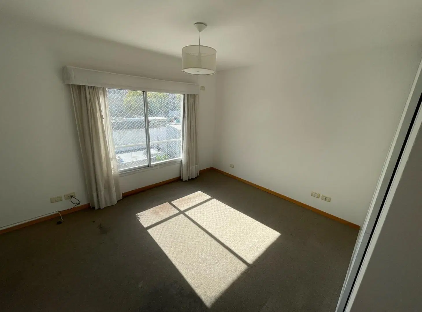 Departamento en ALQUILER de 1 habitación amoblado en Rosario 5