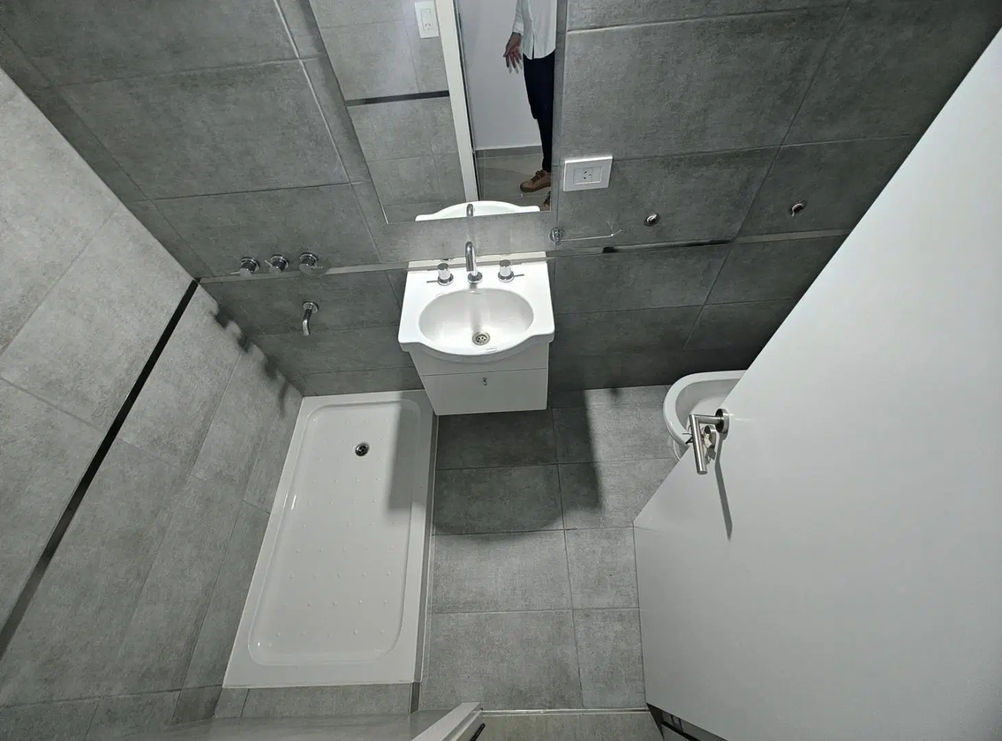 Departamento en venta de 2 dormitorios con cochera en Rosario - parque España 2
