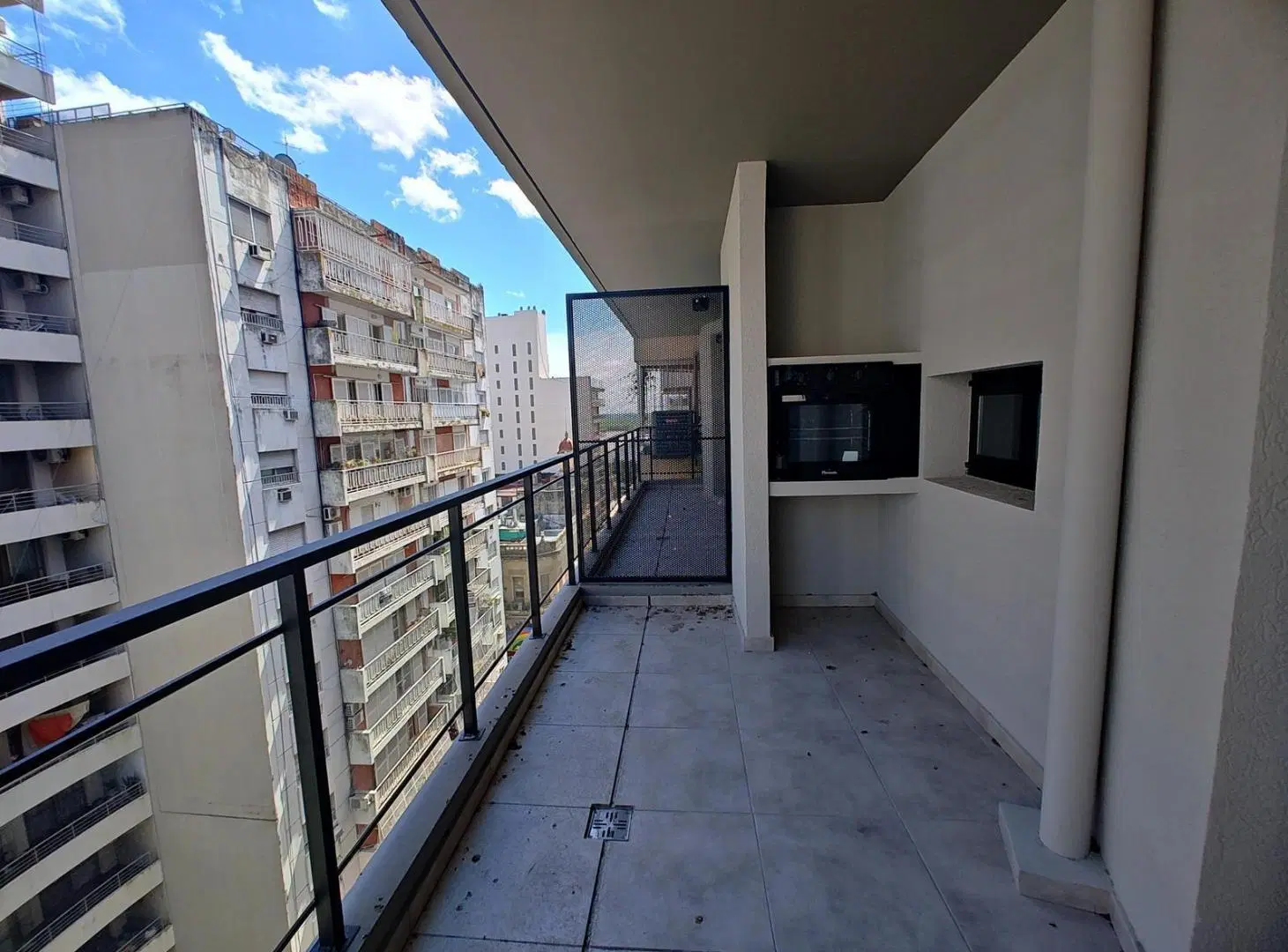 Departamento en venta de 2 dormitorios con cochera en Rosario - parque España 8