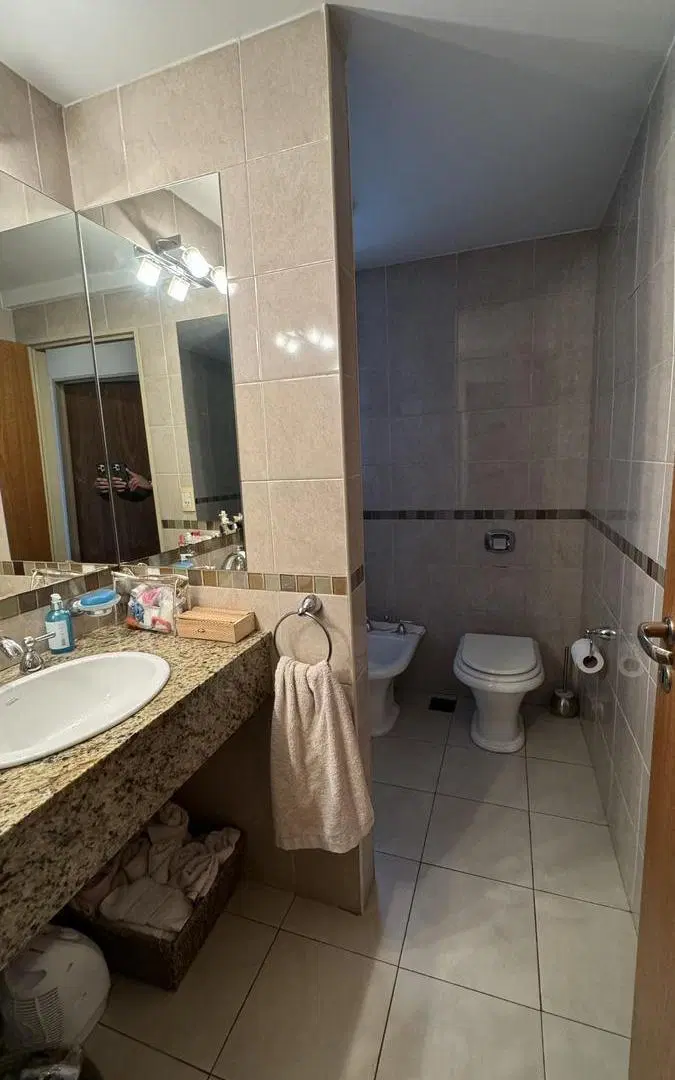 Departamento en venta de 2 dormitorios con cochera en Rosario 3