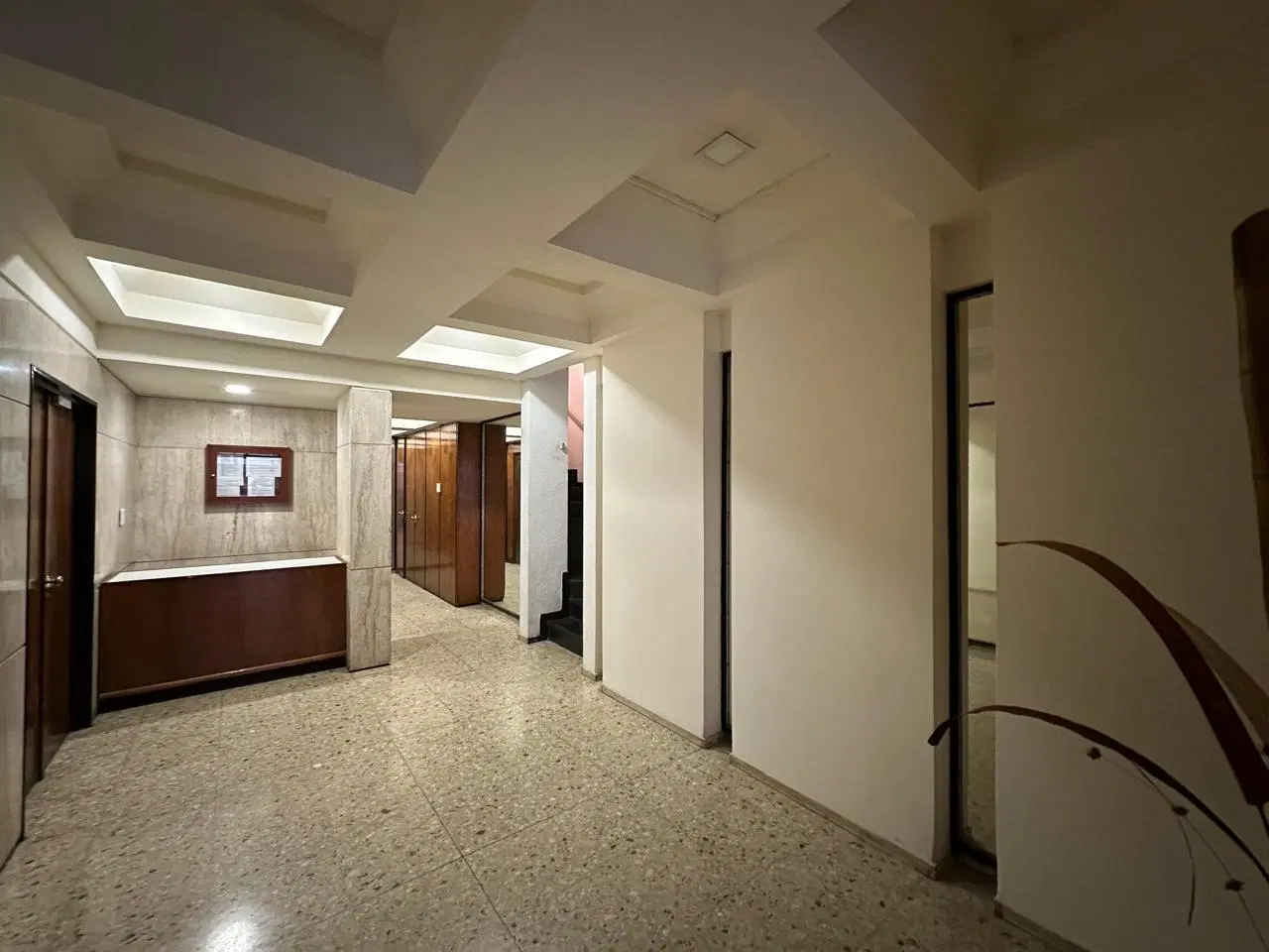 Departamento en venta 2 dormitorios, patio y balcón terraza en Rosario - Centro 2