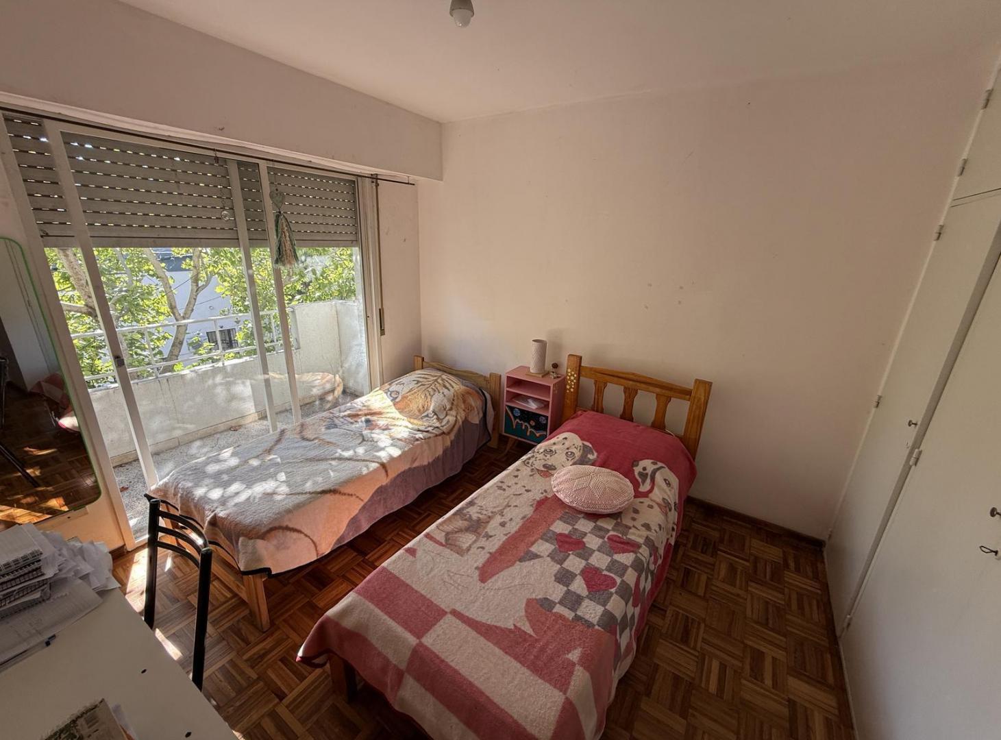 Venta departamento de un dormitorio con balcón en Rosario - Lourdes