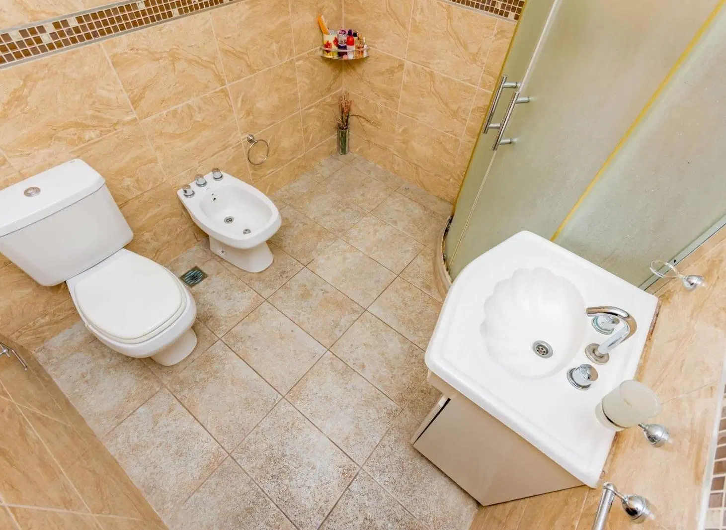 Casa en Venta de 3 dormitorios con piscina en Funes 5
