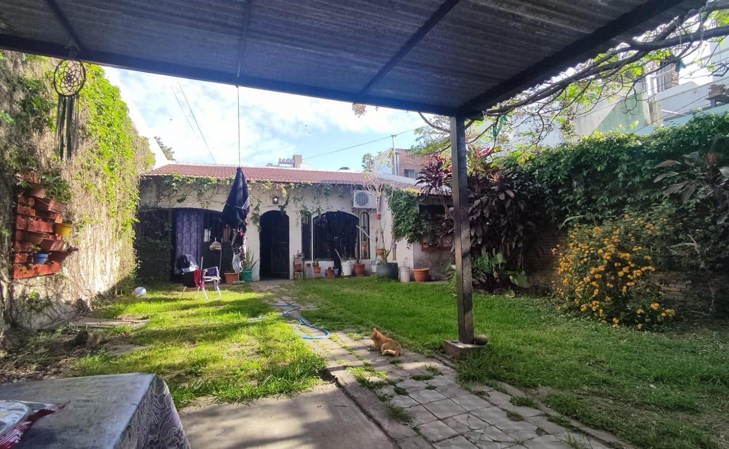 Foto de Casa en venta 3 dormitorios con cochera y amplio jardín- Rosario, imagen 5