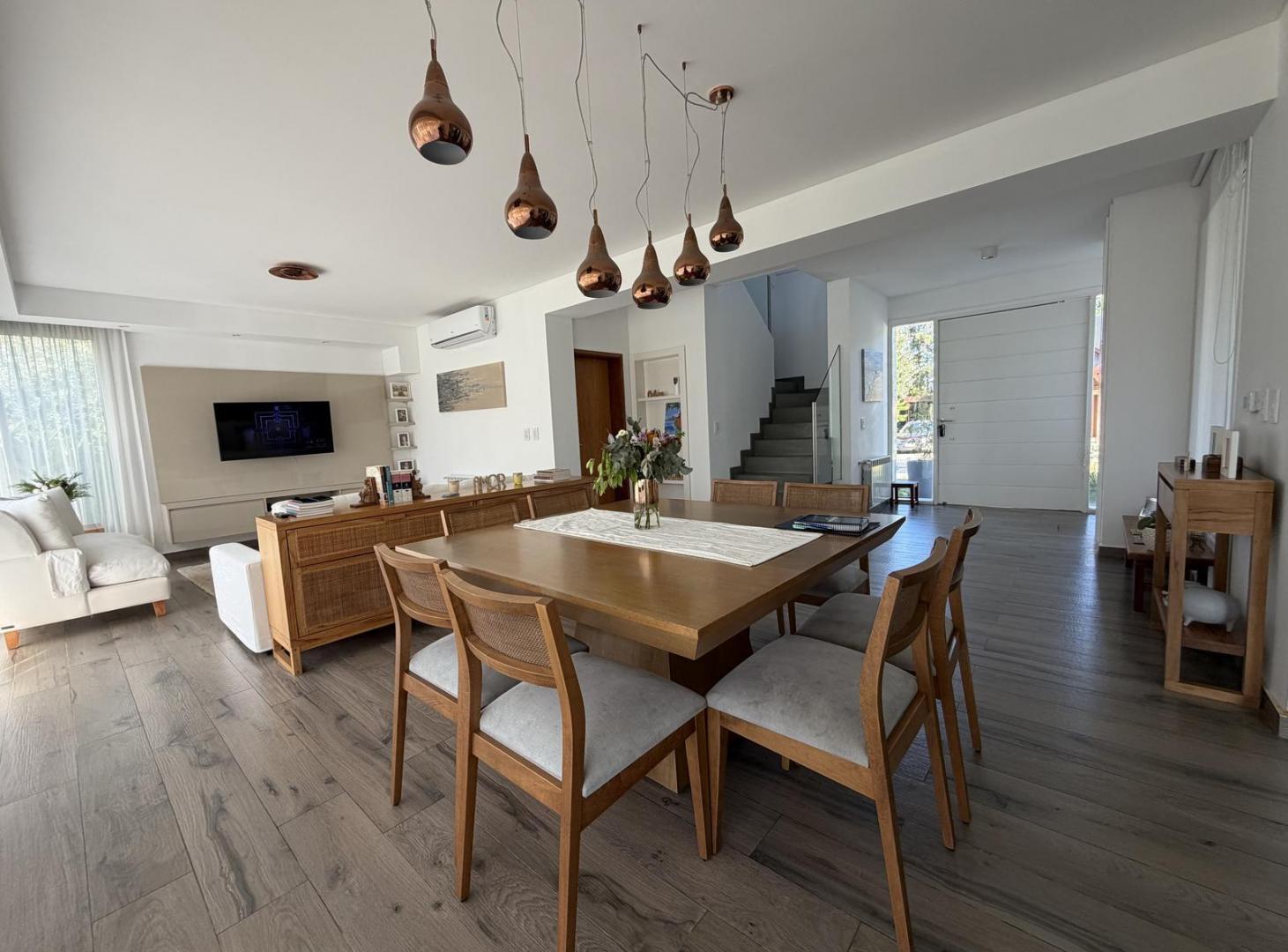 Foto de Casa en venta de 3 dormitorios en Barrio San Sebastián - Funes, imagen 1