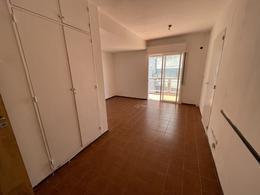 Venta monoambiente con balcón en Rosario - centro