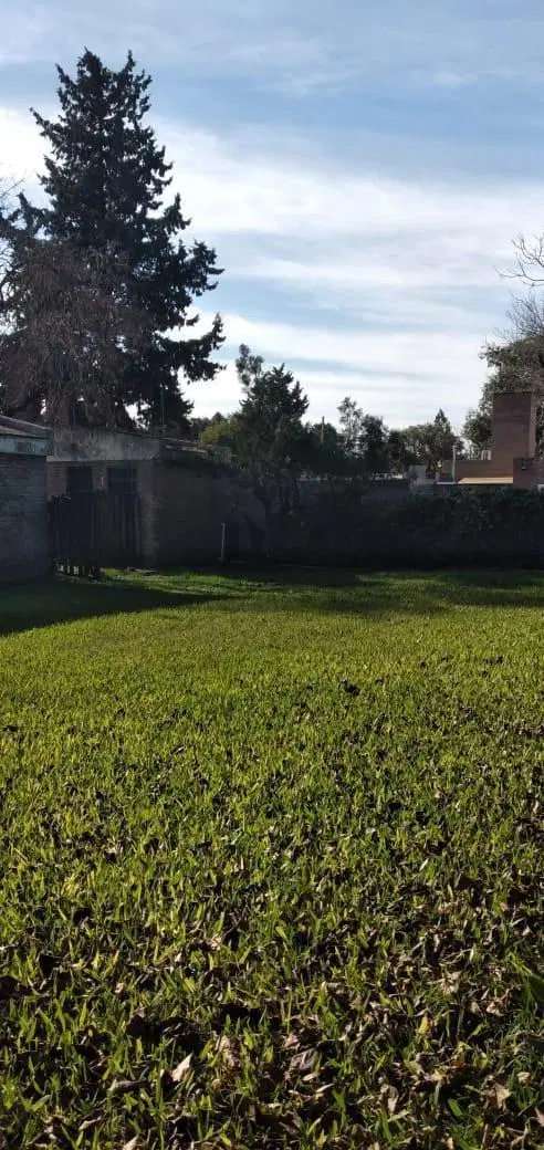 Venta Terreno / Casa en venta a reciclar en Funes  Zona 1 3