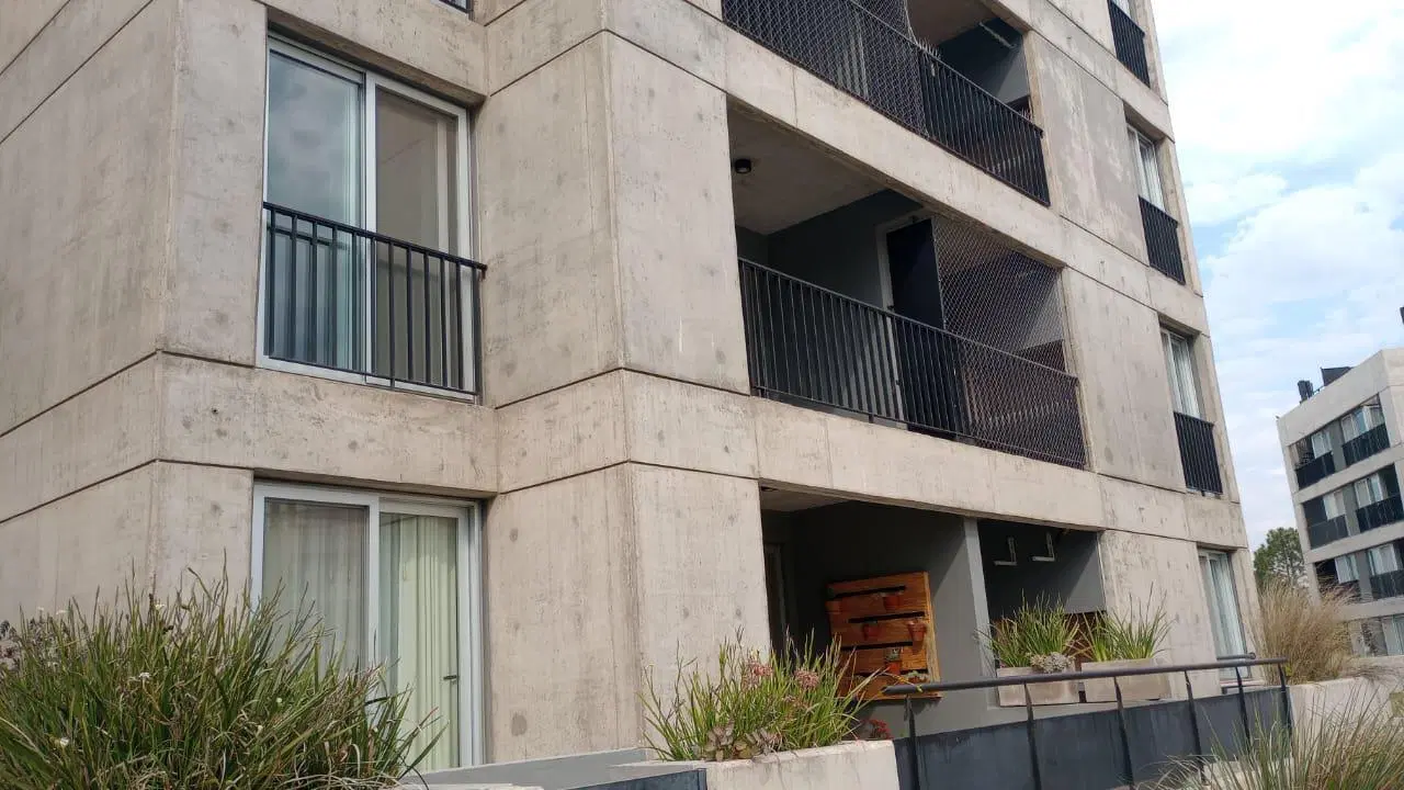 Alquiler Departamento 2 dormitorios con cochera en Funes - Ocho Sauces 2
