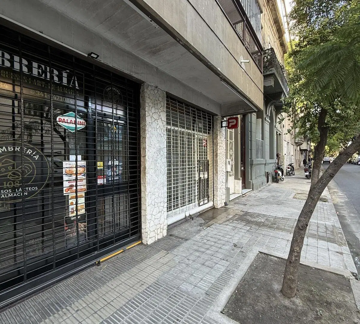 Local en alquiler en centro de Rosario 4