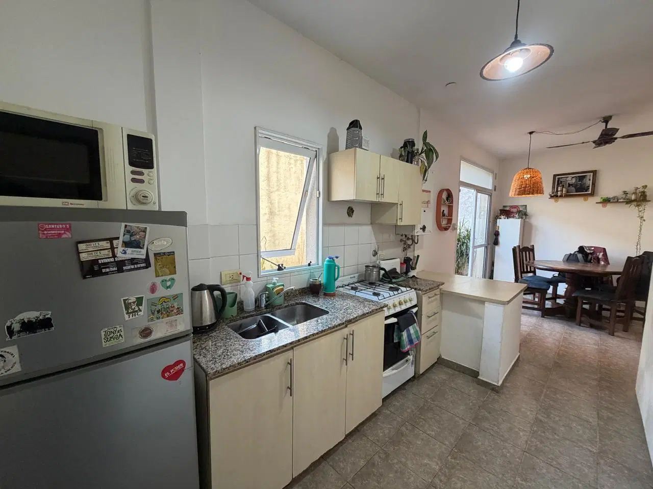 Departamento en venta dos dormitorios, patio y cochera en Arroyito 5