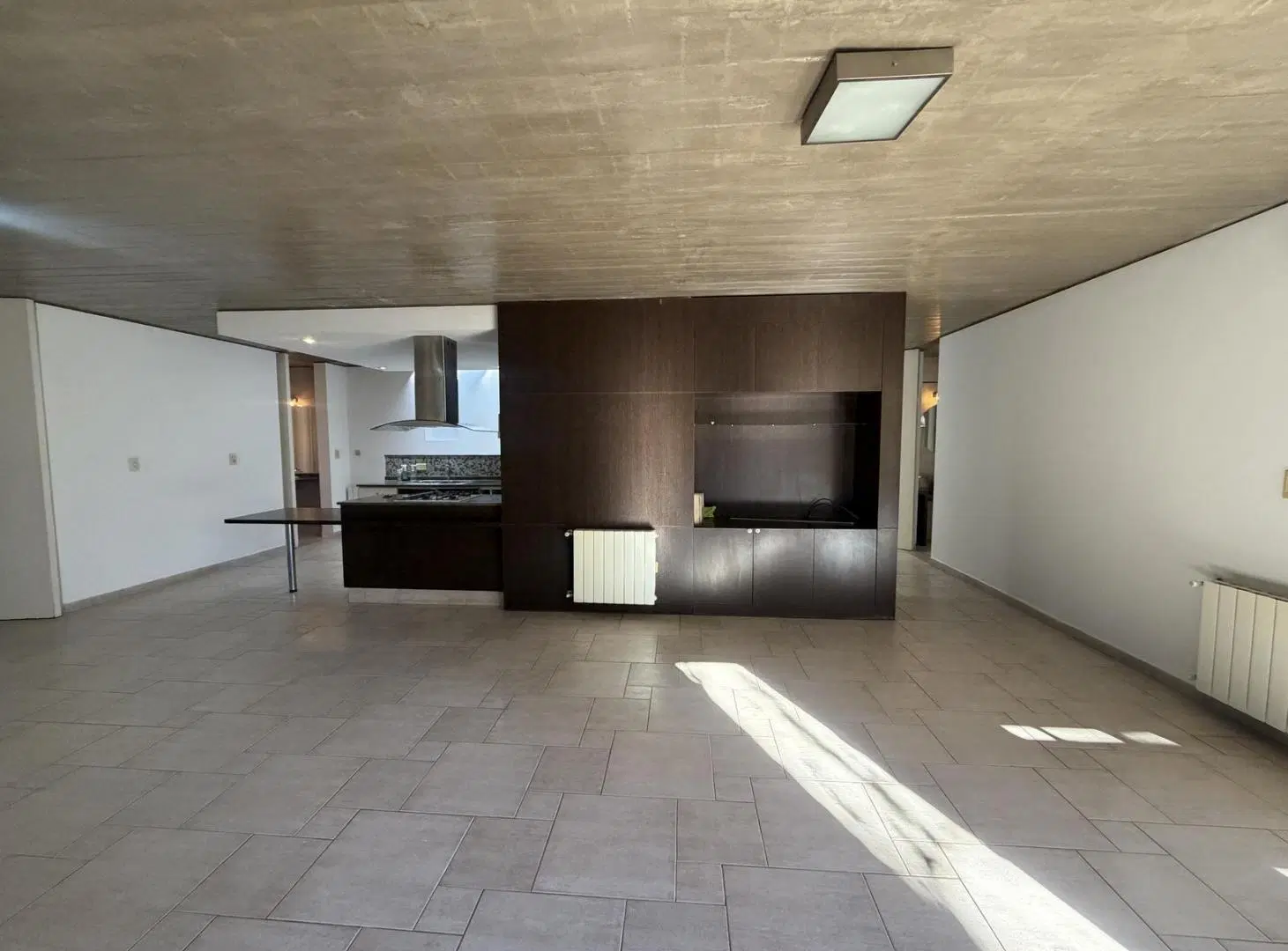 CASA EN ALQUILER PERMANENTE 3 DORMITORIOS MAS COMODIN CON PISCINA - FUNES 8