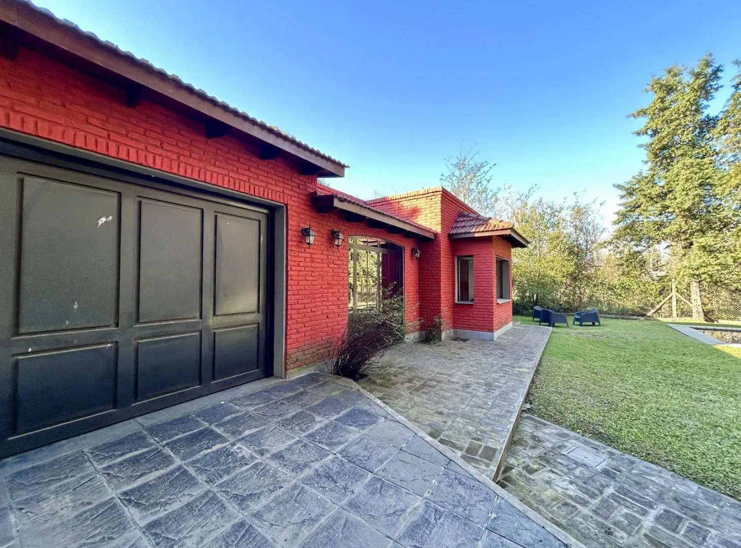 Casa en venta de 3 dormitorio con pileta en Rosario - San Eduardo, Fisherton 1