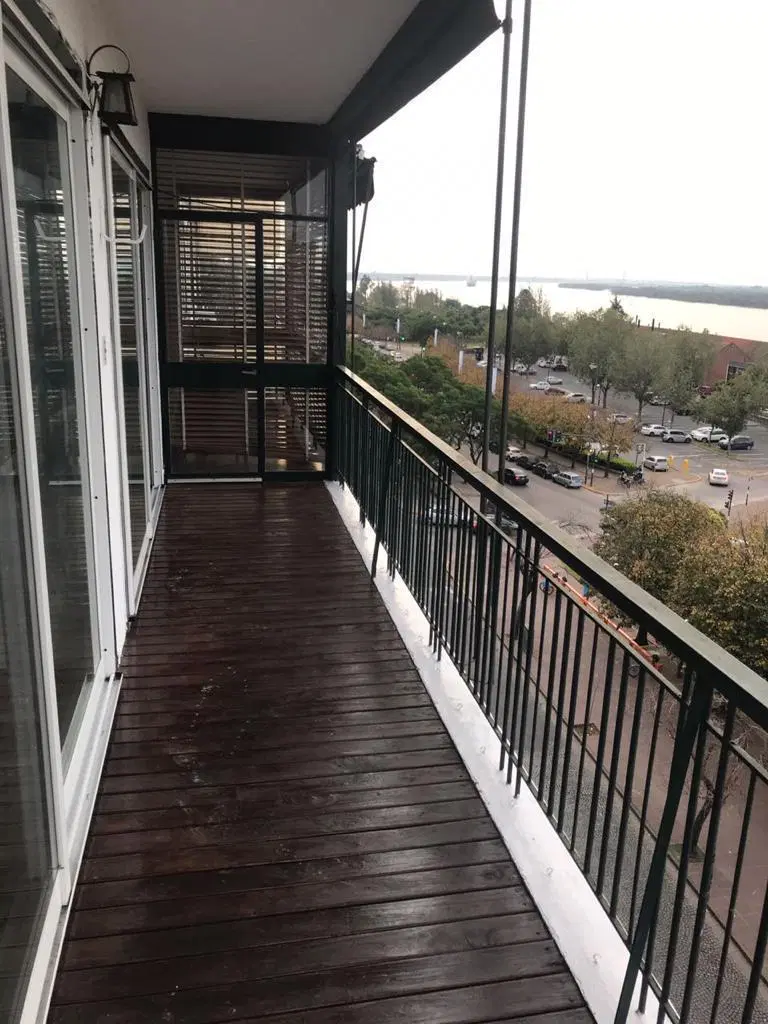 Departamento en alquiler con vista franca al rio dos dormitorios con cochera 3