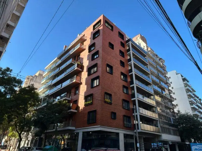 Departamento en venta a estrenar de 3 dormitorios en Rosario Centro 2