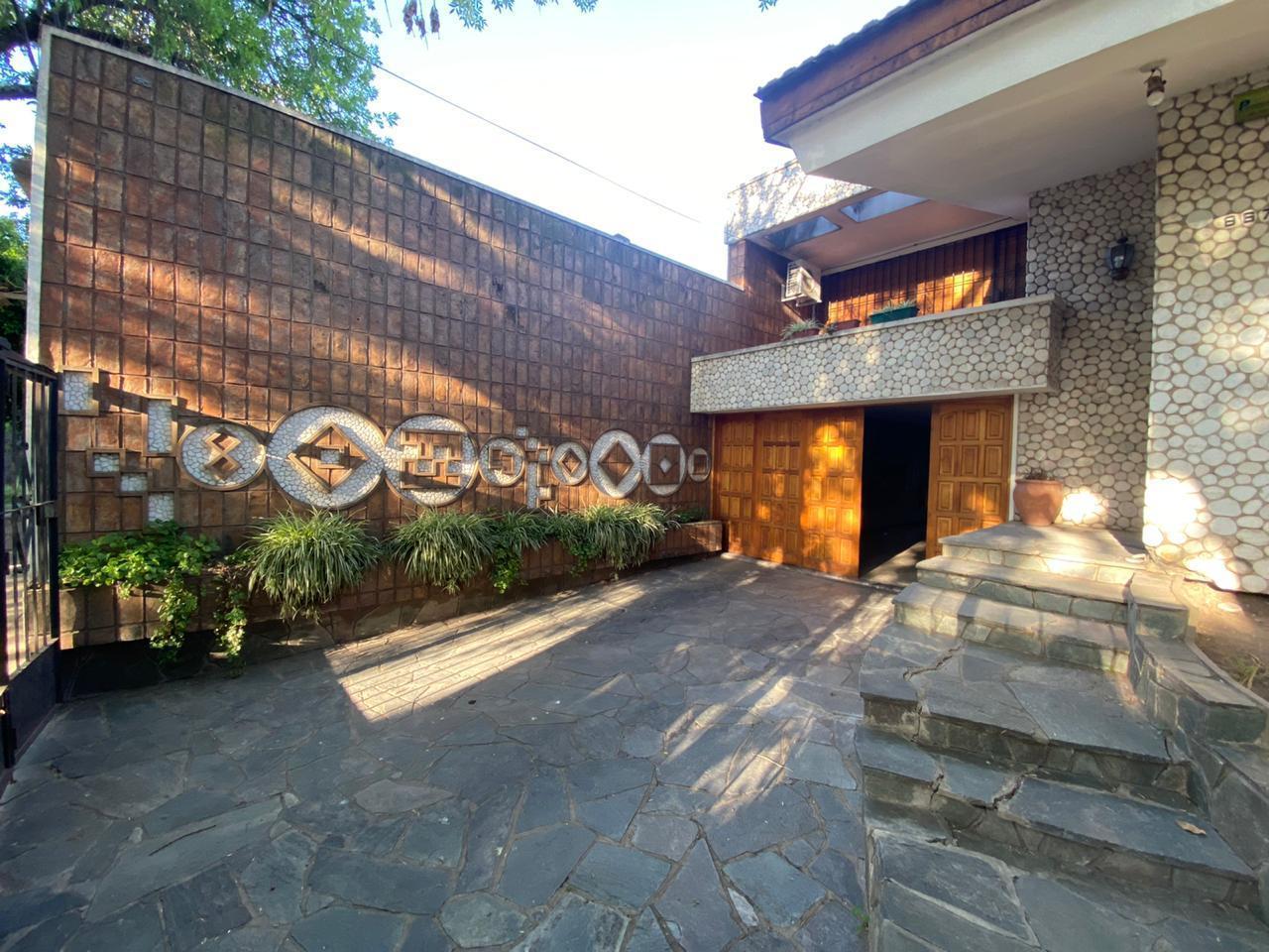 Foto de Casa en venta de 3 dormitorios y amplio jardín en Rosario - barrio, imagen 2