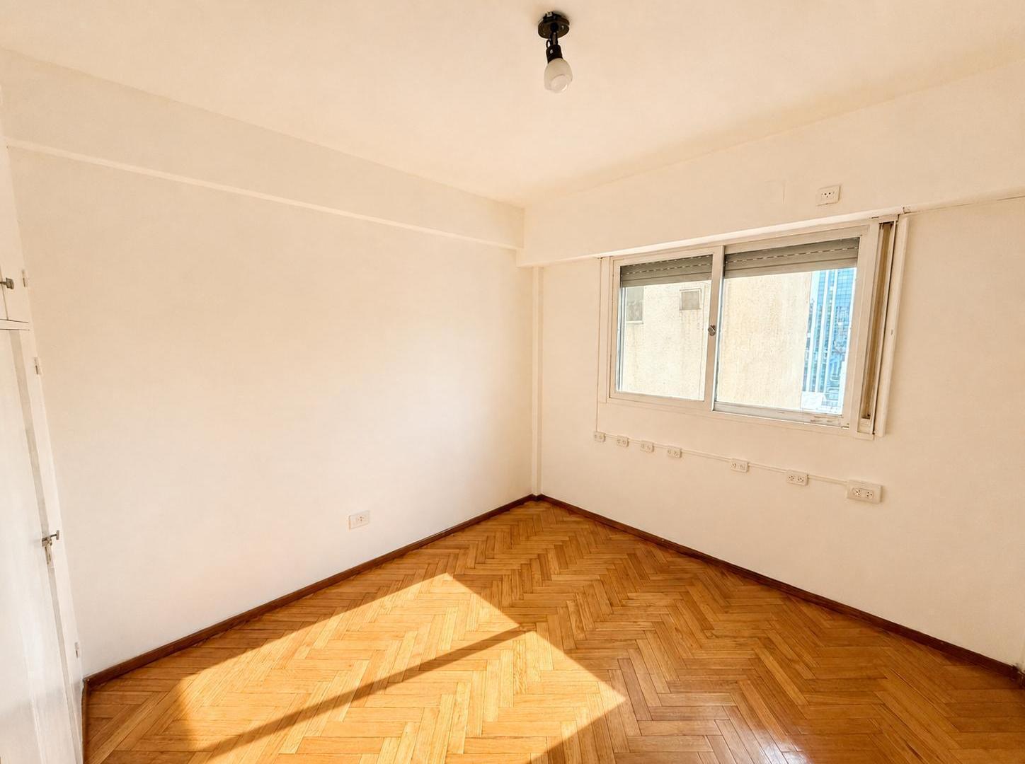 Foto de Departamento semipiso en alquiler de dos dormitorios con balcon al, imagen 4