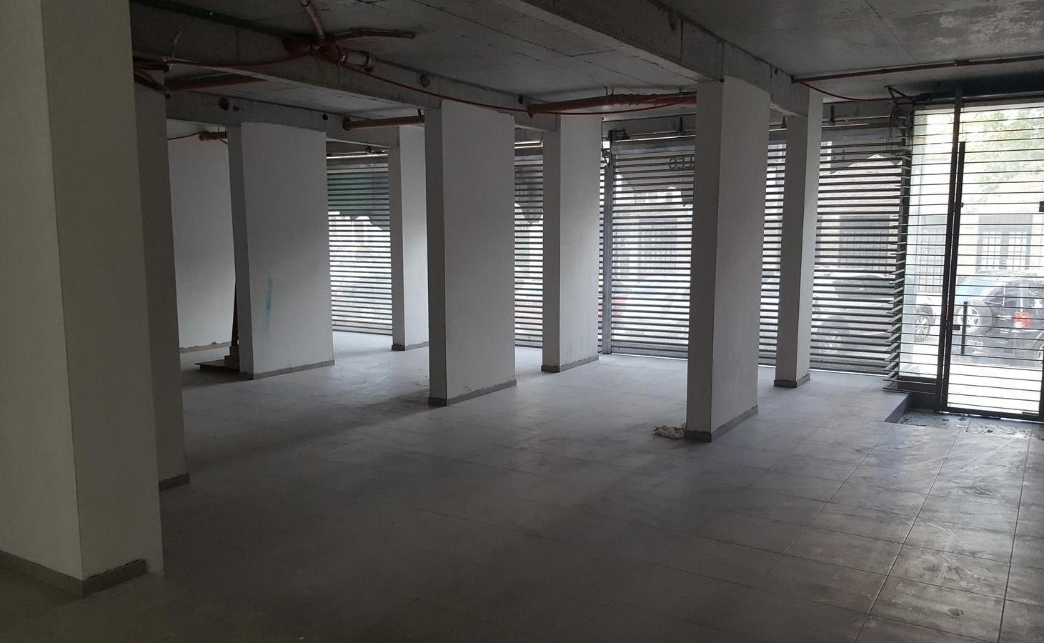 Foto de Local Comercial en venta en Av Francia Esquina Rioja, Rosario, imagen 2