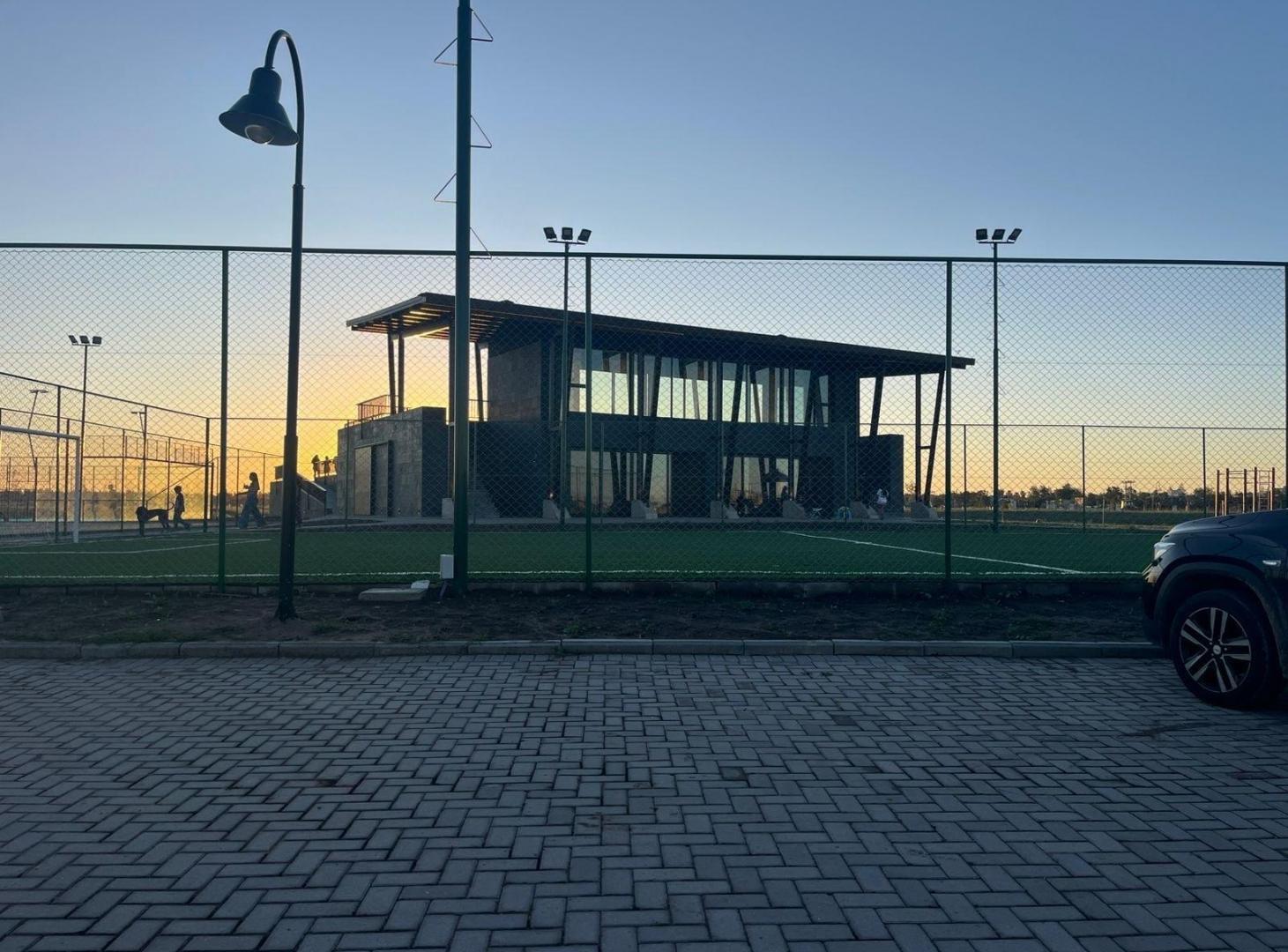 Foto de Terreno en venta en Barrio Cerrado, Funes Lake, imagen 3
