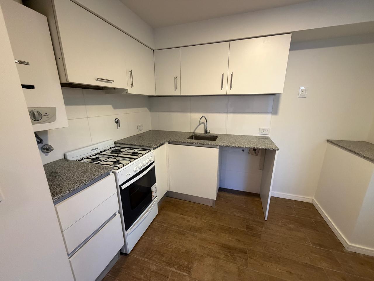 Foto de Departamento en venta 2 dormitorios con patio a estrenar en Rosario, imagen 3