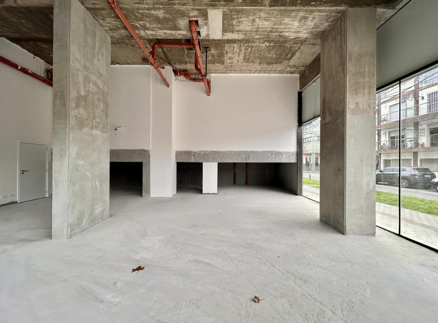 Foto de Local comercial sobre esquina y con baulera en Puerto Norte, Rosario, imagen 4