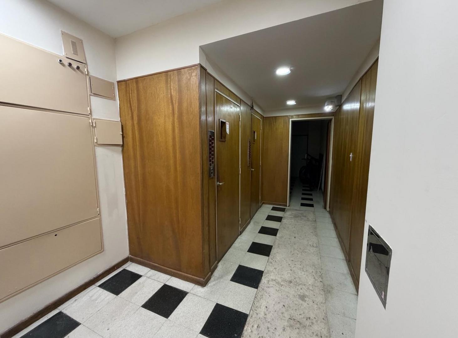 Foto de Departamento de 2 dormitorios a la venta en Rosario-Centro, imagen 3