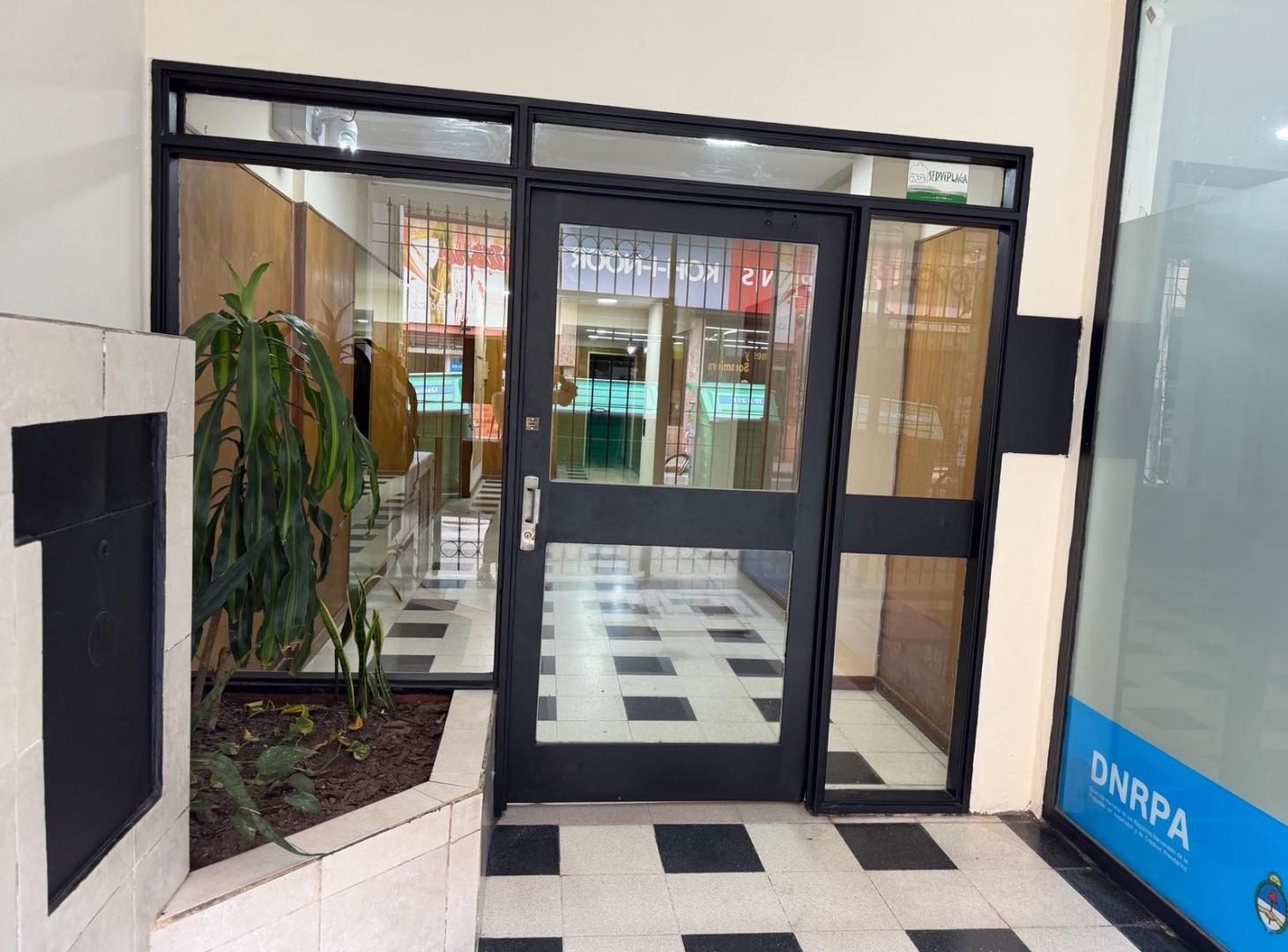 Foto de Departamento de 2 dormitorios a la venta en Rosario-Centro, imagen 1
