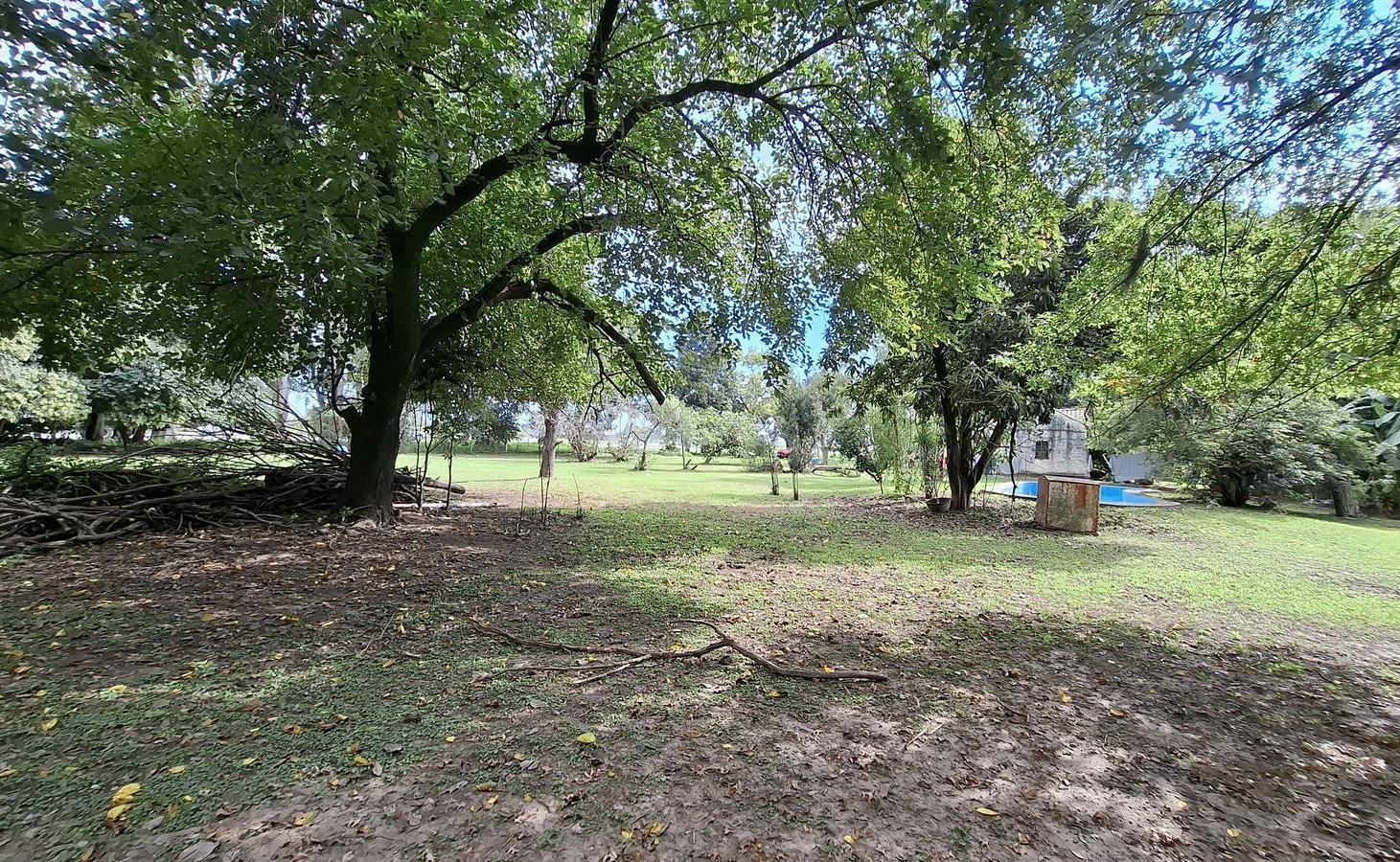 Foto de Venta de terreno con casa a reciclar 4500 mts Villa La Ribera - Iriondo, imagen 2