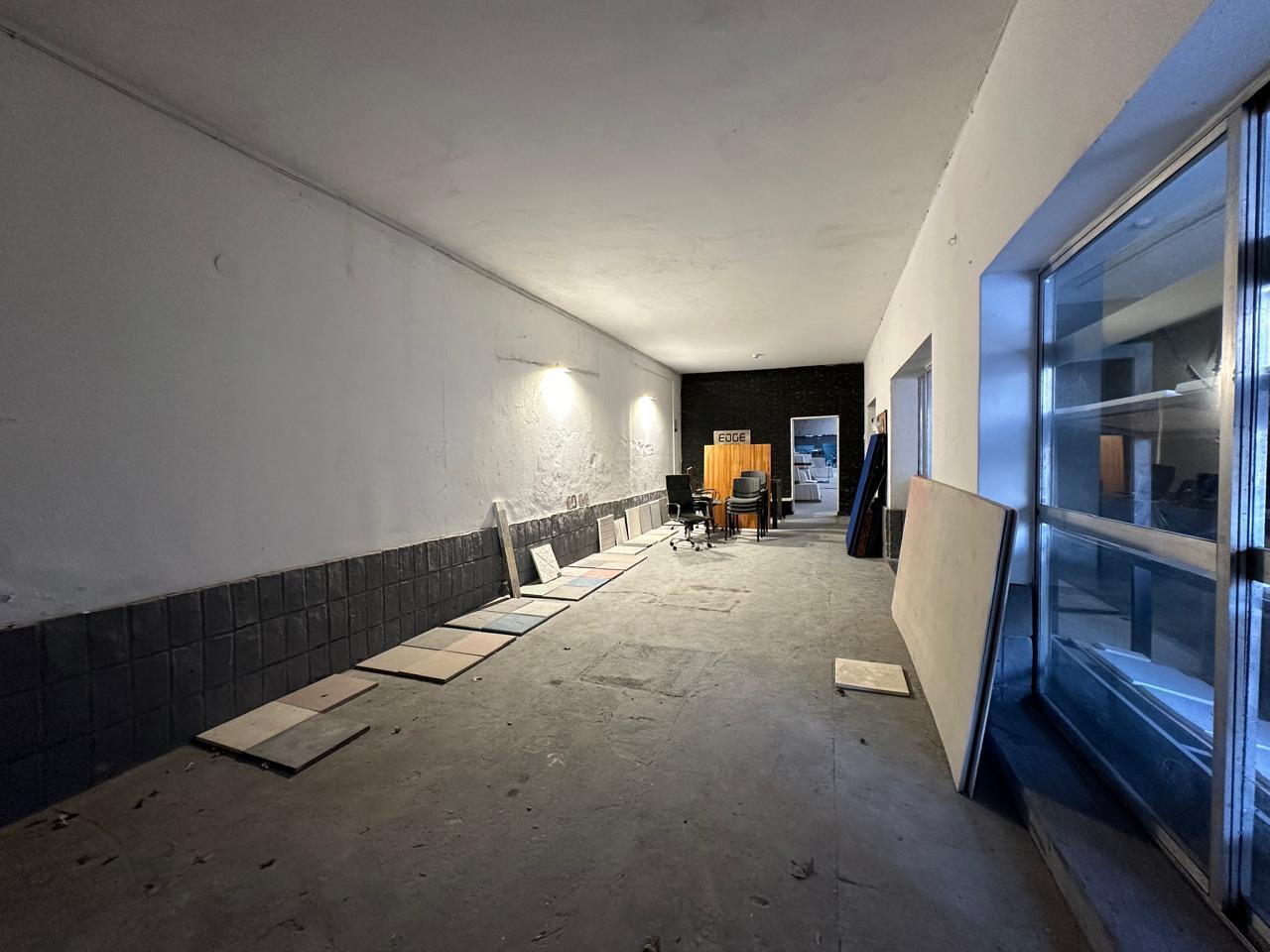 Foto de Galpón en Alquiler 1100 mts2 en Rosario - Echesortu, imagen 3
