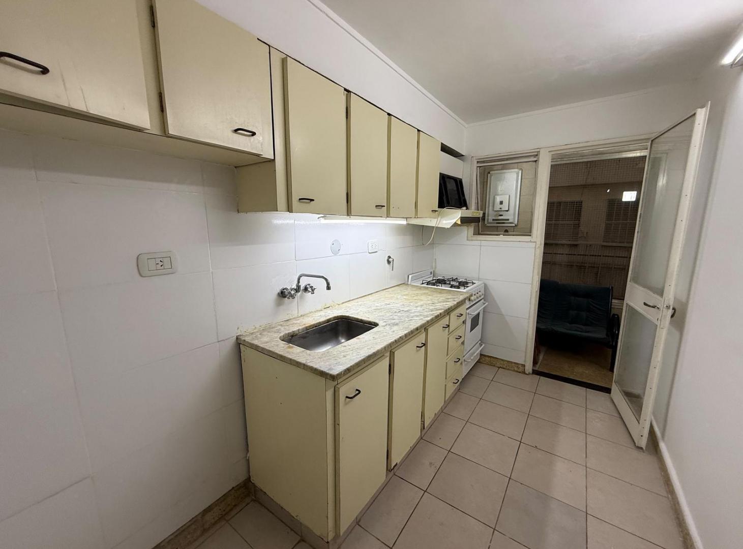 Foto de Departamento de un dormitorio a la venta en Av. Pellegrini, Rosario, imagen 3